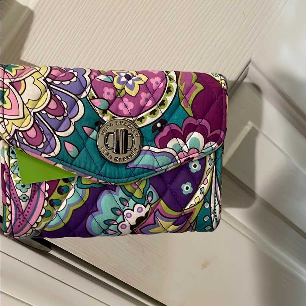 Vera Bradley Purple and Green Quilted Tote Bag, wristlet etc
NWT
THREE PIECE - Picture 6 of 16